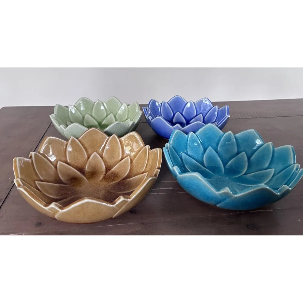 Vintage Set of Lotus Flower Bowls Made in Japan (4)